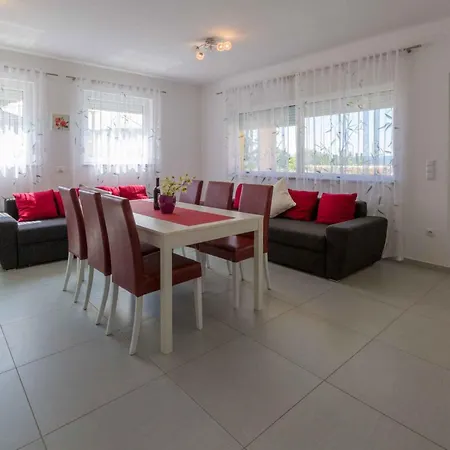 Appartement In 39223