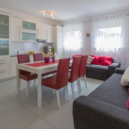 Apartamento In 39223 *