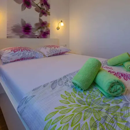 In 39223 Apartamento *