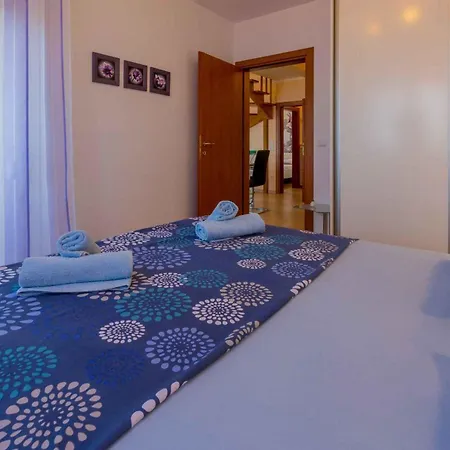 In 39223 * Crikvenica