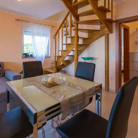 Apartamento In 39223